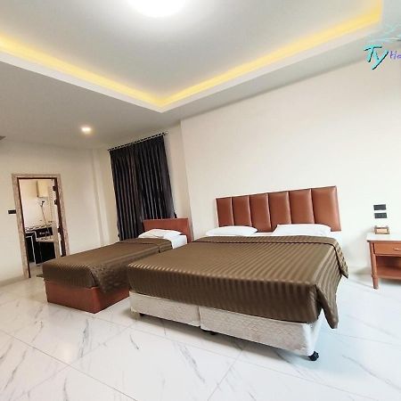 Ty Holiday Resort Pattaya Eksteriør billede